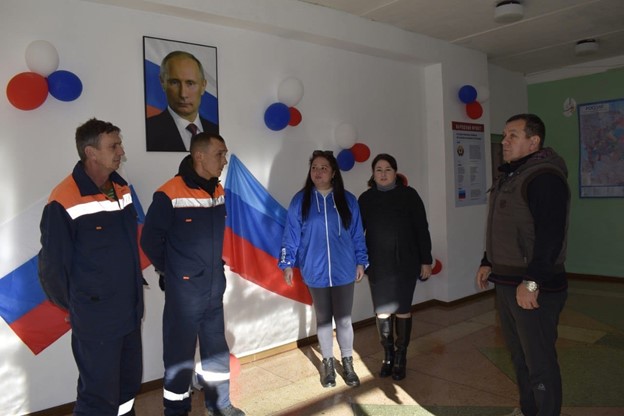 Специалисты водоканала помогли подготовить школу Золотого к зиме. Специалисты водоканала помогли подготовить школу Золотого к зиме.